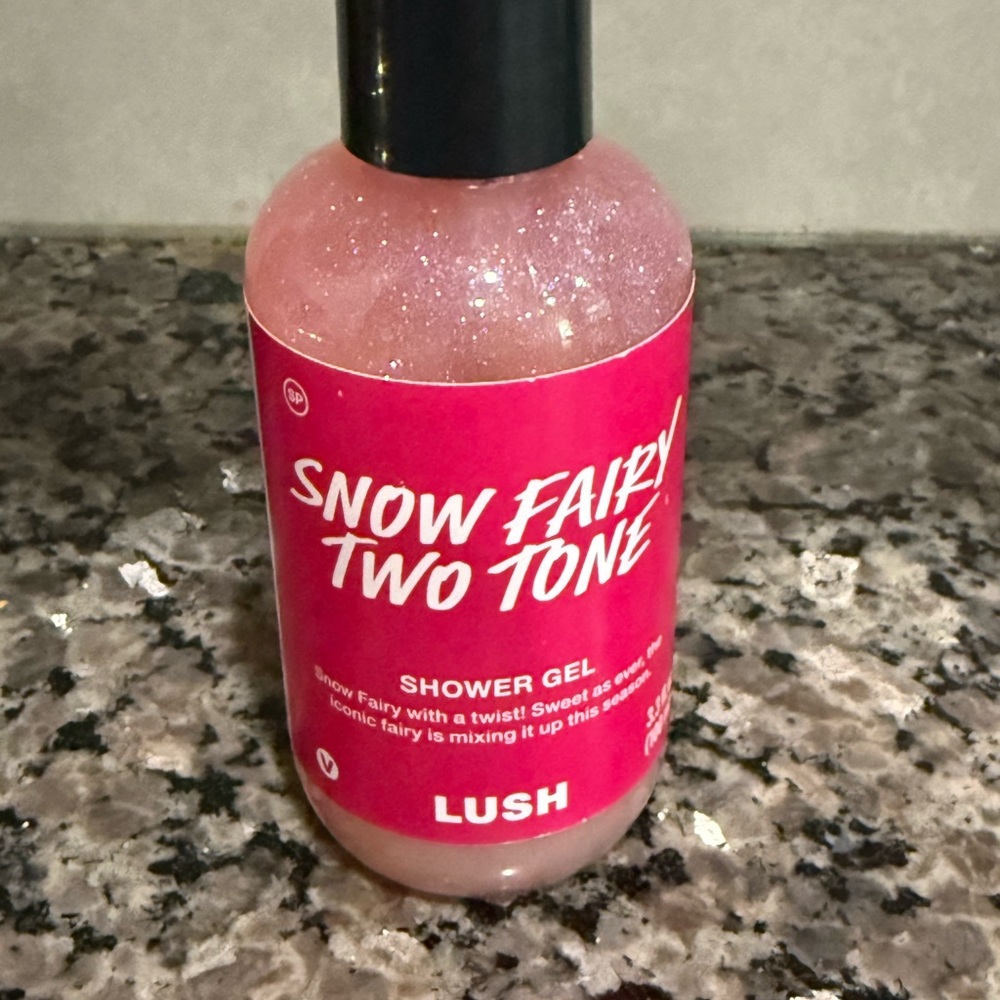 Lush Snow Fairy Two Tone Pink Shower Gel